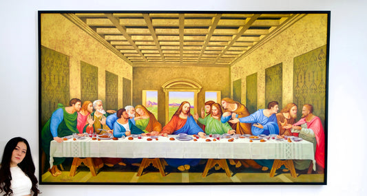 The Last Supper – Une réinterprétation du chef-d’œuvre de Léonard de Vinci par Master Apollon | 270 x 160 cm