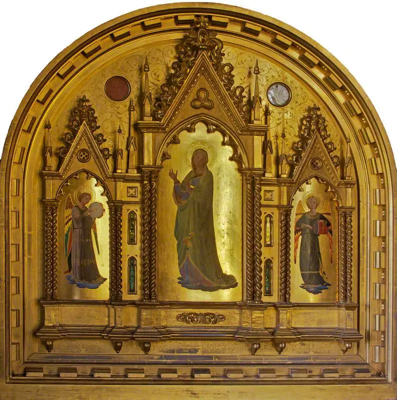 The Virgin Mary, flanked by musician angels - Fra Angelico